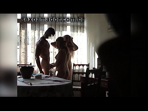 ❤️ Секс друзья приглашают гигантского мужика и втроем с ним ️❌ Красивое порно на сайте xxxtophd.ru ❌❤